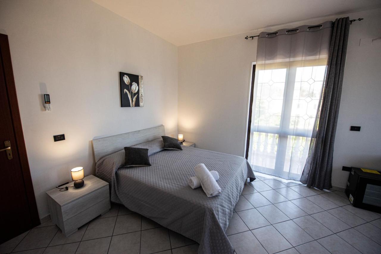 B&B Esterita Parghelia Buitenkant foto