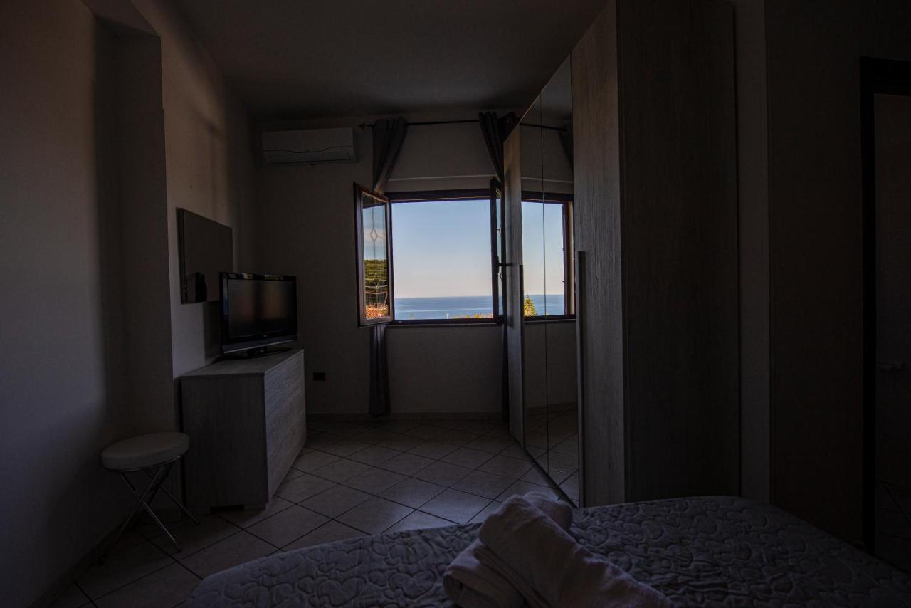 B&B Esterita Parghelia Buitenkant foto
